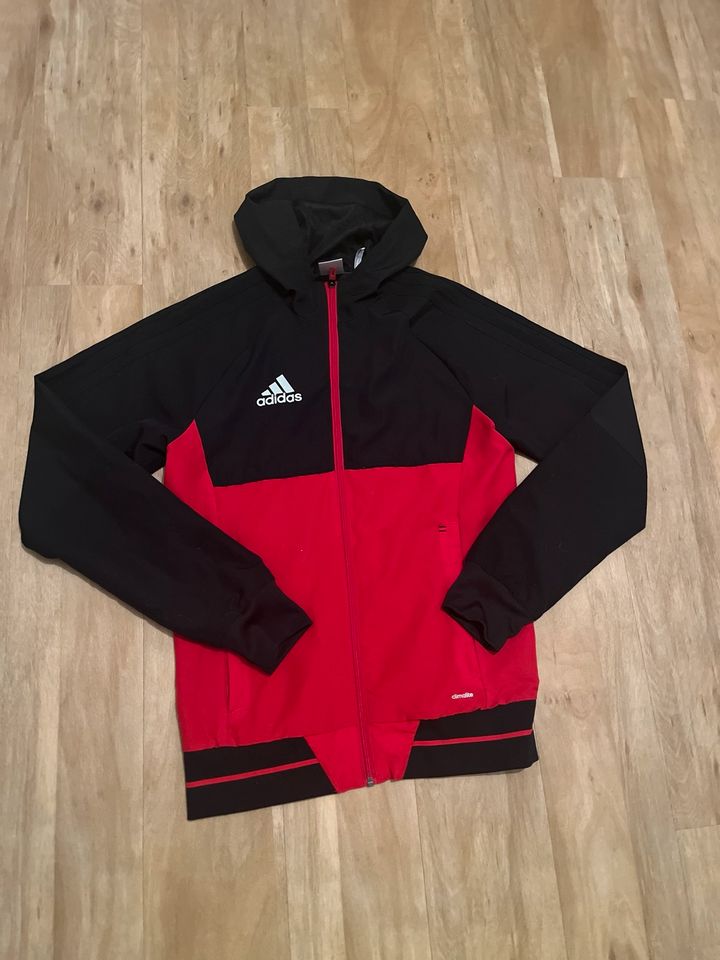 Adidas Windbreaker XS/S in Hohenroth bei Bad Neustadt a d Saale