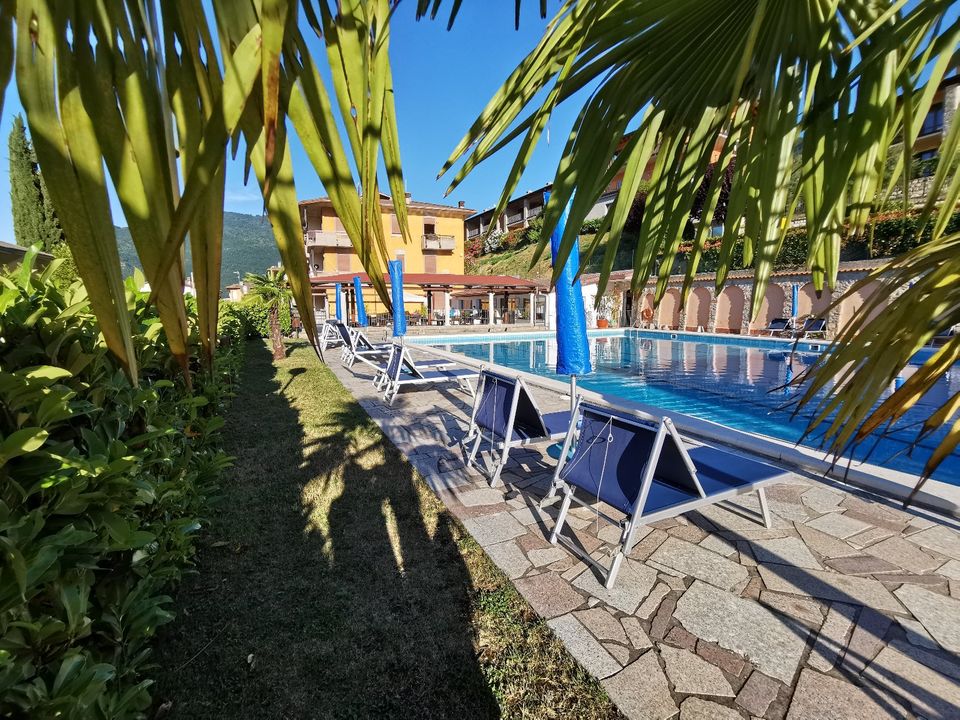 IDEALE FERIENWOHNUNG AM GARDASEE MIT POOL in Kaufbeuren