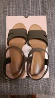 Damensandalen mit leichtem Absatz Gr.36 in khaki von Deichmann Leipzig - Schönefeld-Abtnaundorf Vorschau
