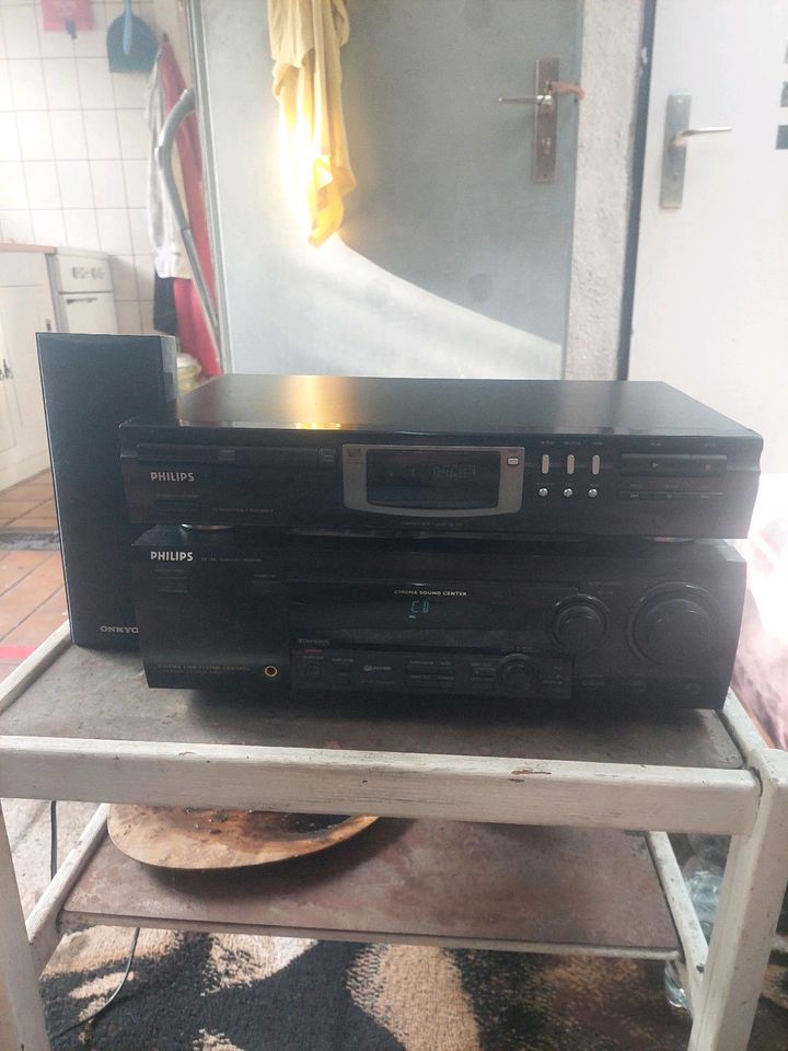 Philips Hifi Anlage Verstärker plus CD Player in Berlin