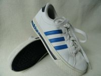 Adidas Daily Team * Sneaker * Trainer * blau * EUR 22 *UK 13 Kids Schleswig-Holstein - Rendsburg Vorschau