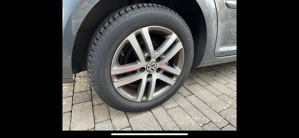 VW Alufelgen Atlanta 16 glanzgedreht 4x Lackschäden 205 55 R16 in Bienenbüttel