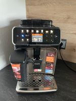 Kaffeevollautomat 5400 Series Latte Go EP5447/90 schwarz chrom Baden-Württemberg - Bopfingen Vorschau