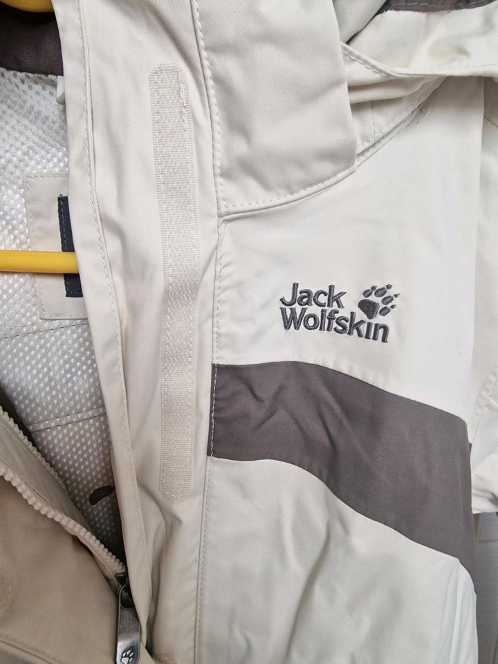 Jack Wolfskin Funktionsjacke/Regenjacke/Allwetterjacke in Oberndorf am Lech