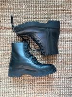 Schwarze Stiefeletten von Calvin Klein Jeans Leipzig - Dölitz-Dösen Vorschau