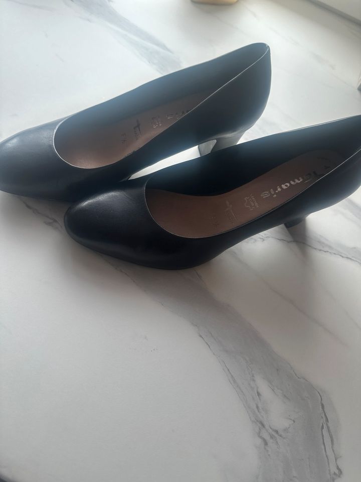 Pumps Tamaris schwarz 41 wie neu in Ochtrup