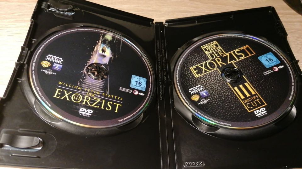 DER EXORZIST III - UNCUT 2 DVDS 2 VERSIONEN WIE NEU! in Koblenz