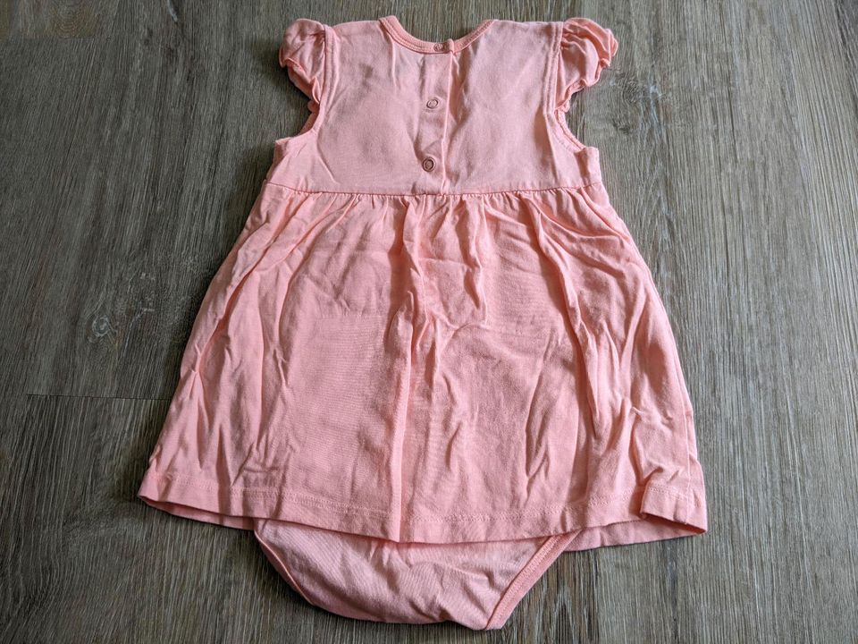 Body mit Kleid Kurzarm Gr. 74/80 Winnie Pooh in Oldenburg