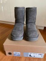 UGG Cllassic Short II Gr. 37 grau Kr. München - Planegg Vorschau
