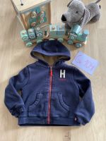 Tommy Hilfiger Sweatshirtjacke Gr. 104 / 4T innen Teddyfell Nordrhein-Westfalen - Rommerskirchen Vorschau