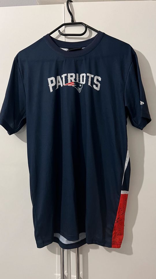 New England Patriots Football Trikot Gr M in Berlin