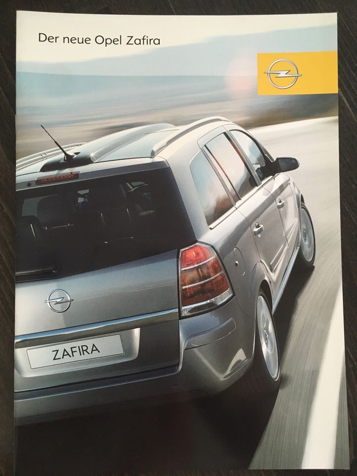 GM Opel Zafira 2005 Faltblatt Flyer Heft Prospekt Werbung in Kall