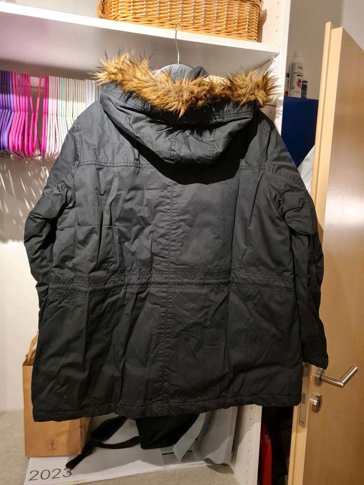 Winterjacke von S.Oliver in Altendorf