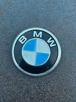 BMW E12 Emblem Zeichen hinten Heckklappe 18138332 Hessen - Guxhagen Vorschau