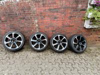 Audi A1 Sport Felgen + Winterreifen 215/40 R18 89V Niedersachsen - Aurich Vorschau