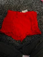 High Waist Short Rüschen Gr. 36 NEU Essen - Steele Vorschau