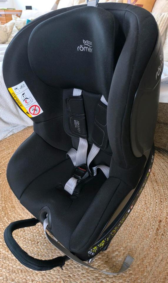 Kindersitz Britax Römer Dualfix2 R drehbar, inkl. Sommerbezug in Hannover