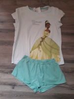 Schöner Zweiteiler T-Shirt und kurze Shorts Disney Gr 134/140 Sachsen - Wohlbach Vorschau