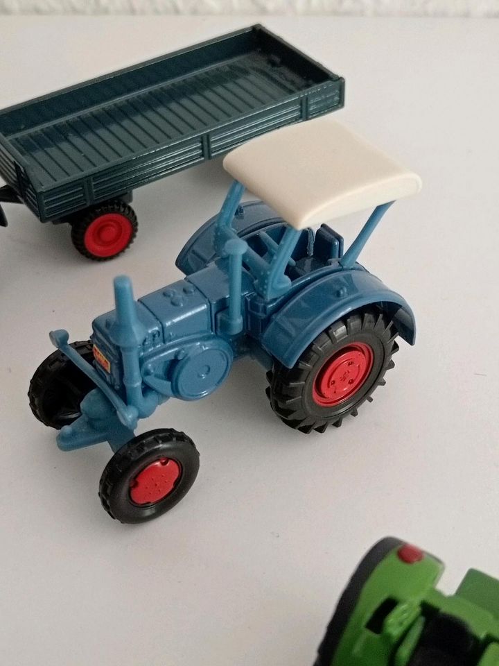 SIKU Traktoren konvolut oldtimer in Elmshorn