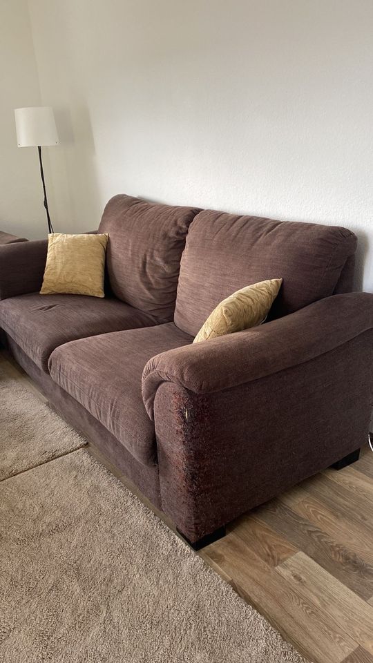 Couch | 2 Sofas Braun Ikea | MUSS RAUS!!! in Bad Nauheim