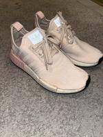 Adidas Nmd R1 beige/lachsrosa Niedersachsen - Garbsen Vorschau