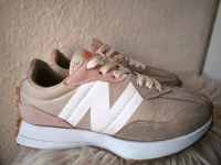 New Balance 327 EU 37 Beige Rosa Weiß Plateau Platform Sneaker Niedersachsen - Lüneburg Vorschau