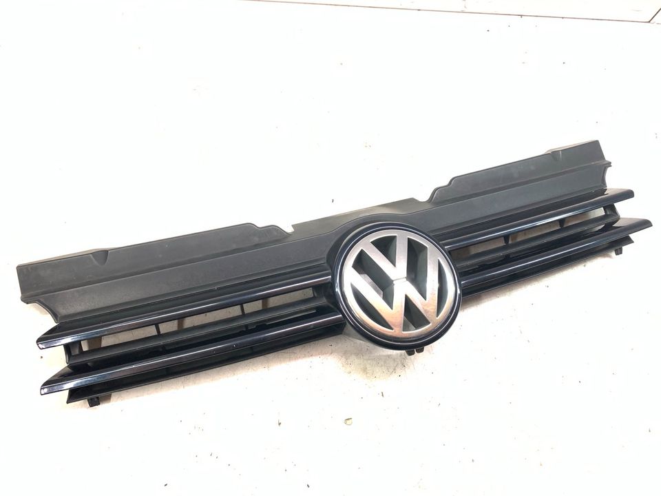 VW GOLF 4 CABRIO KÜHLERGRILL GRILL FRONT BLAU LC5M 1E0853655 in Schöneiche bei Berlin