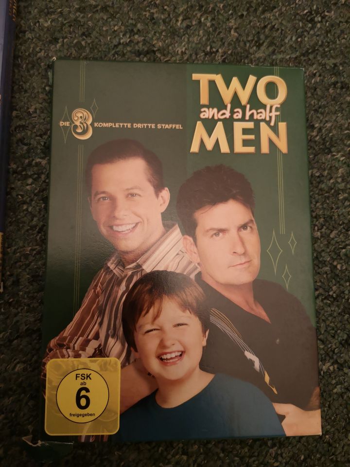 DVD-Set Two and a half men, Serie, Sitcom, Staffel 1-3 in Flöha 