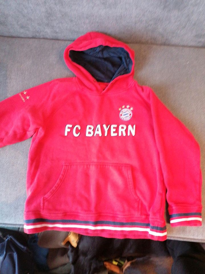 FC Bayern München Pullover Hoodie Gr 152 in Gievenbeck