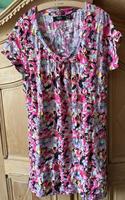 Shirt bunt pink bpc Bonprix Gr. 44/46 Bayern - Kempten Vorschau