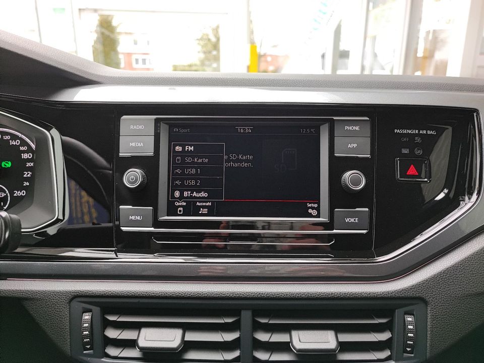 Volkswagen Polo VI GTI Voll-LED ACC App-Connect 18 Zoll in Aurich