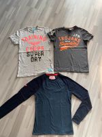 T-Shirt von superdry in XS/S je 13 Euro Nordrhein-Westfalen - Dinslaken Vorschau