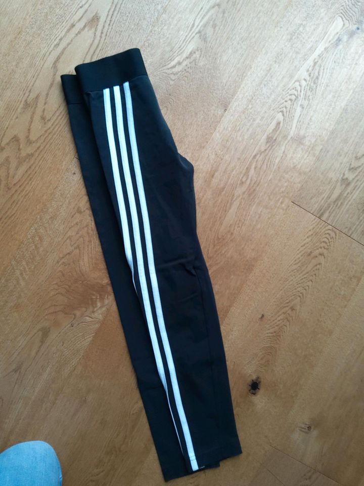 Sport Leggings gr.140 in Argenbühl