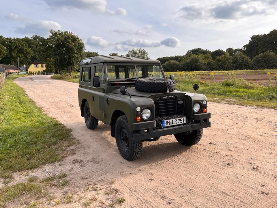 Land Rover Serie 3 Cabrio Hardtop Benzin Linkslenker (Defender) in Rosengarten