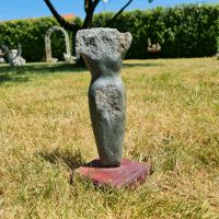 Torso Stein Skulptur auf Holzfuß ( 1,5 kg ) Höhe 30 cm Nordrhein-Westfalen - Recklinghausen Vorschau