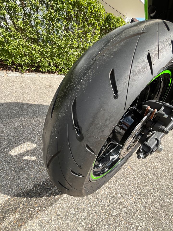 Kawasaki Ninja650 ABS mit vielen Extras - nur 2905km in Senden