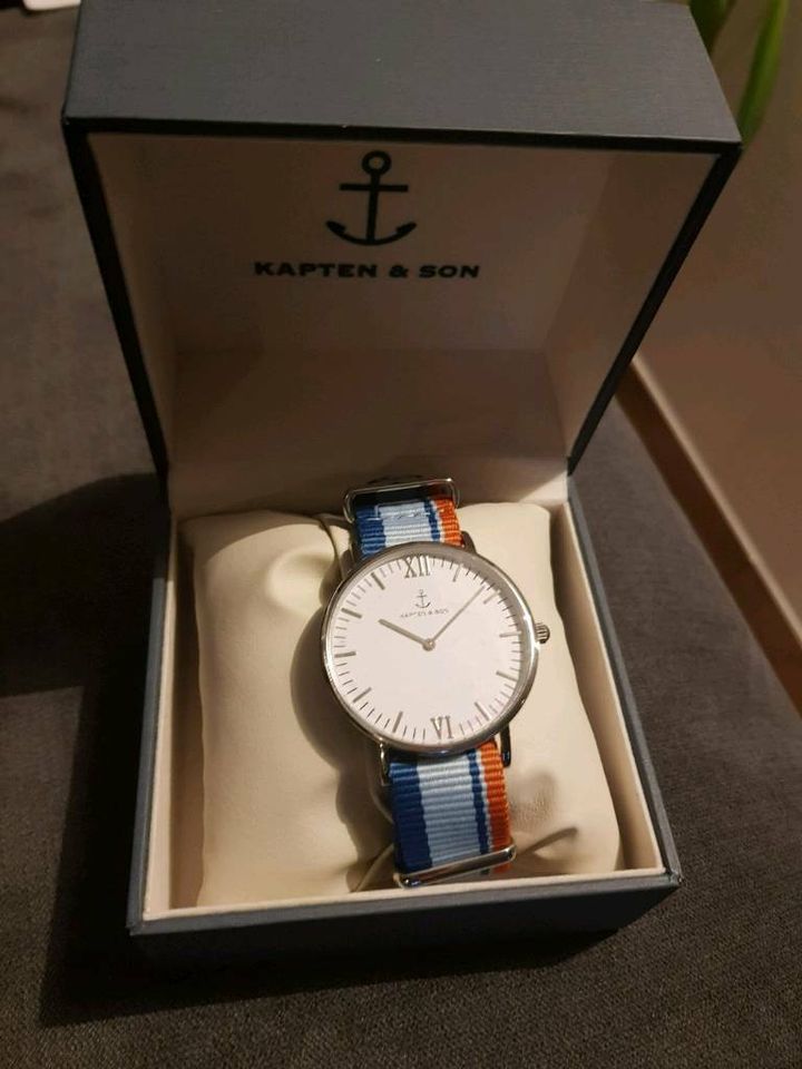 KAPTEN & SON Uhr NEU mit FOLIE Armbanduhr in Kaarst