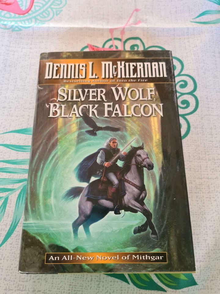 Dennis L. McKiernan Silver Wolf, Black Falcon Hardcover Englisch in Jockgrim