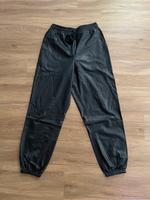 Schwarze Lederhose Jogginghose Hessen - Künzell Vorschau