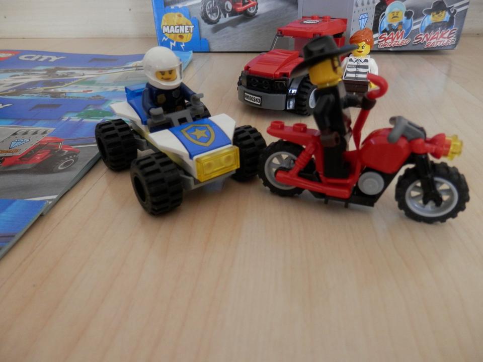 LEGO City 60243 Verfolgungsjagd mit dem Polizeihubschrauber in Paderborn