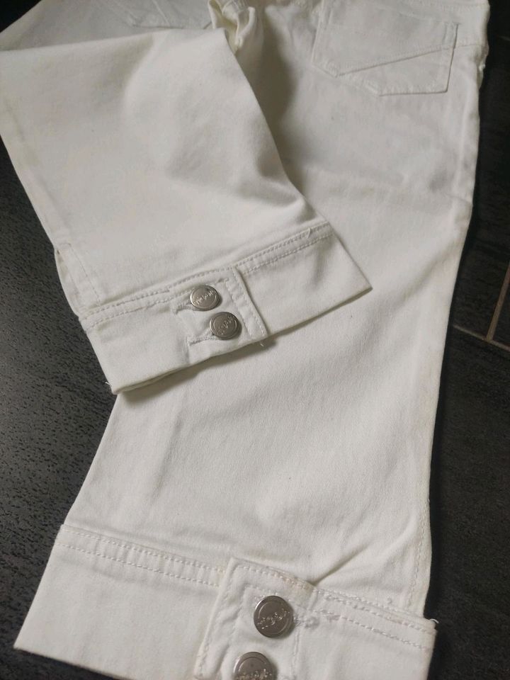 Mädchen 134 140: Capri Hose Jeans Bermuda H&M mint Yigga weiß in Albachten