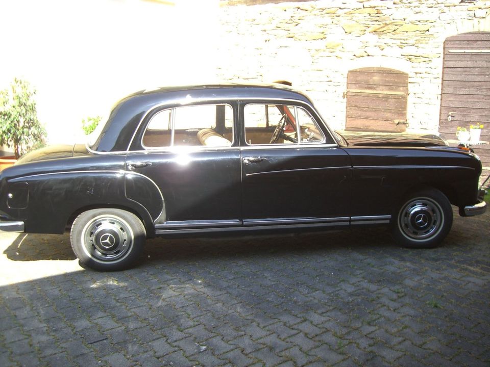 Zu verkaufen: Mercedes Ponton 220 S in Langgöns