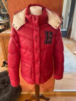 Tommy Hilfiger Winterjacke Größe 164 14 Jahre Hessen - Hanau Vorschau