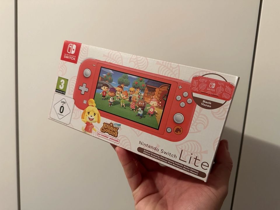 NEU Nintendo Switch Lite Animal Crossing Konsole Pink Rosa Spiel in Köln