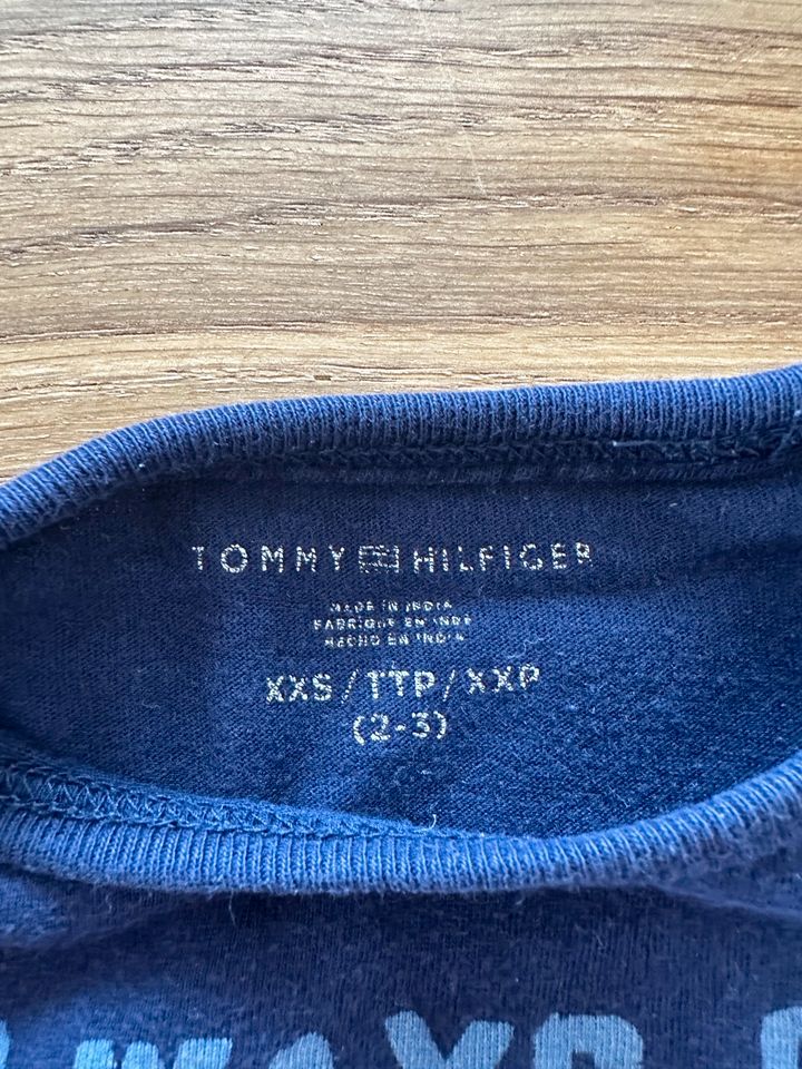 Tommy Hilfiger T-Shirt in Oberrot