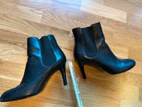 Buffalo Leder high heels Gr. 40 Hessen - Neu-Isenburg Vorschau
