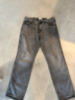 Wrangler Herren Jeans grau Nordrhein-Westfalen - Leverkusen Vorschau