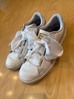 Schöne Sneaker von Puma Nordrhein-Westfalen - Gummersbach Vorschau