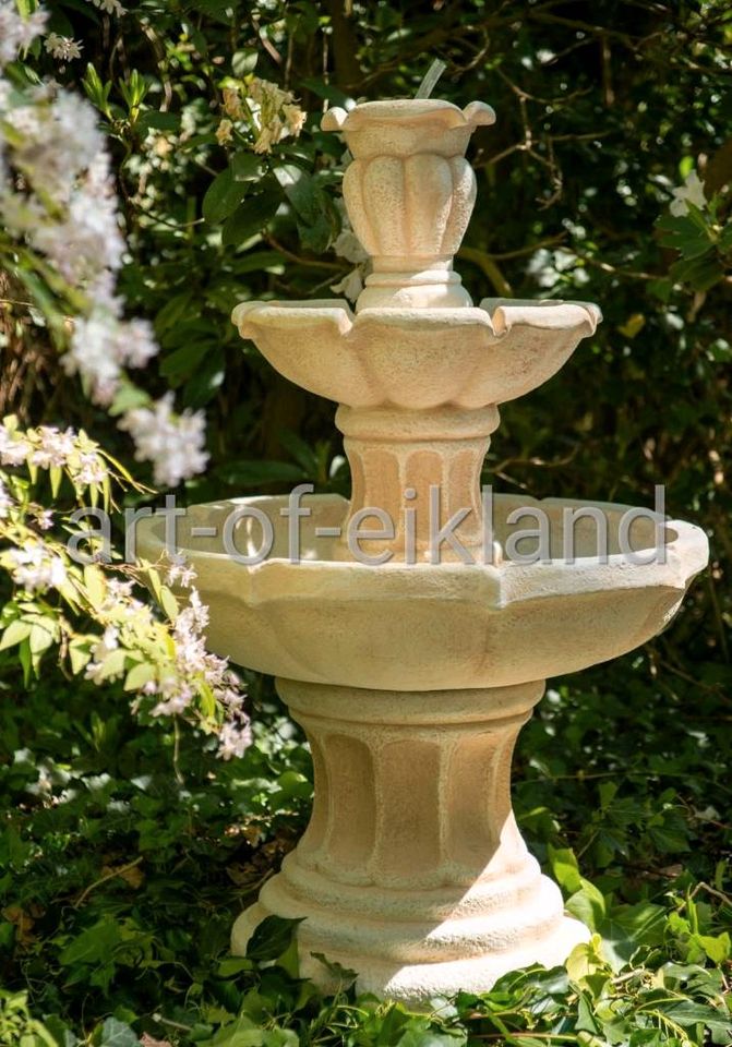 ⚜️Steinguss Springbrunnen Brunnen weitere Gartenfigur Deko in Bramsche