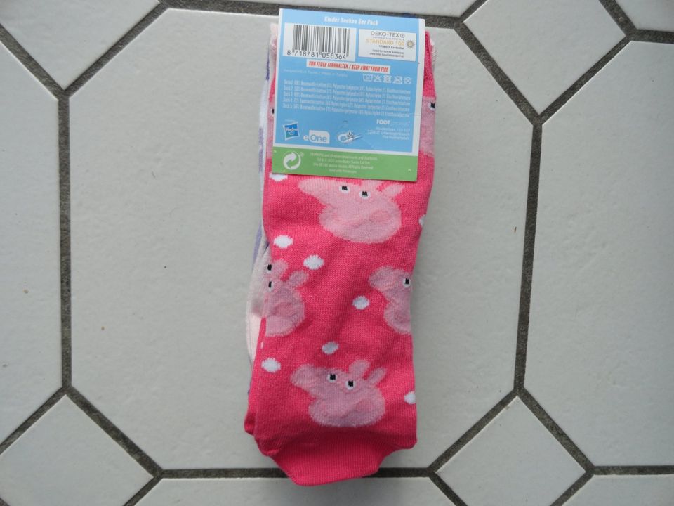 *TOP-SCHNÄPPCHEN* NEU & OVP 5x Peppa Wutz Socken Gr 27-30 Mädchen in Maintal